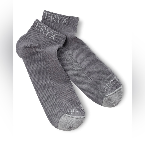 MERINO WOOL LIGHTWEIGHT LOW CUT SOCK - Picture 1 of 3